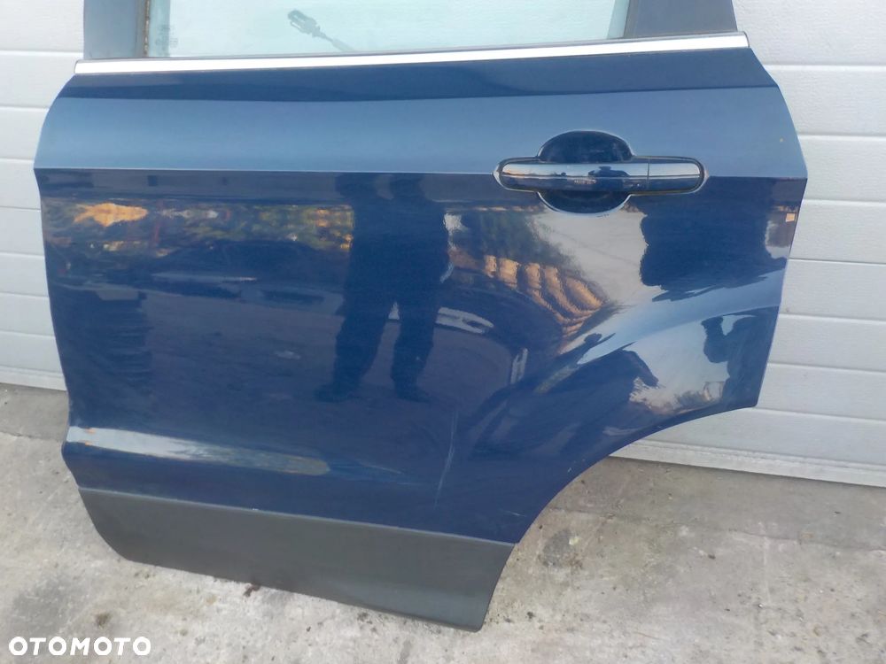 FORD KUGA MK2 DRZWI LEWE TYŁ - 2
