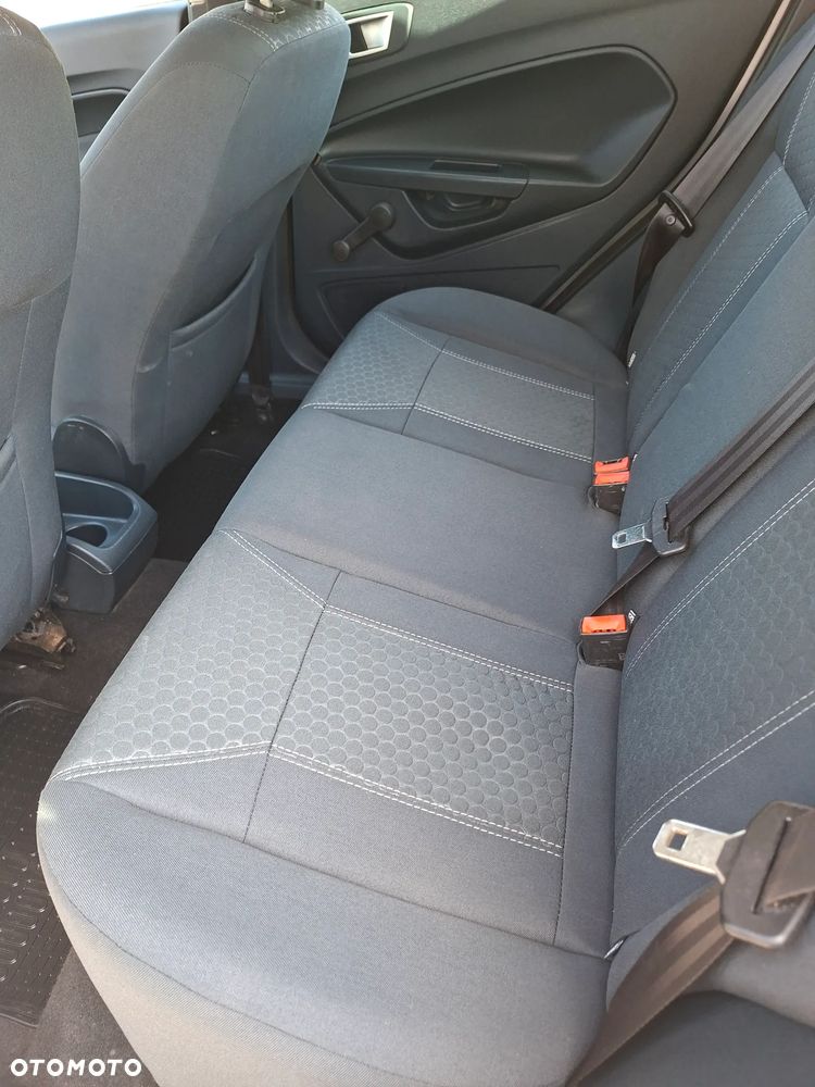 Ford Fiesta 1.4 Autom Trend - 11