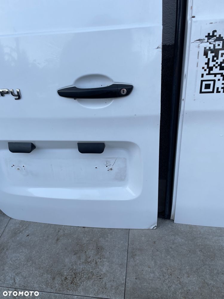 Drzwi tylne lewe prawe skrzydełka Citroen Jumpy III EXPERT Proace - 4
