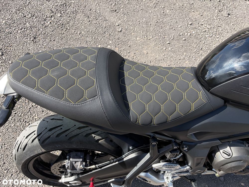 Triumph Trident - 5