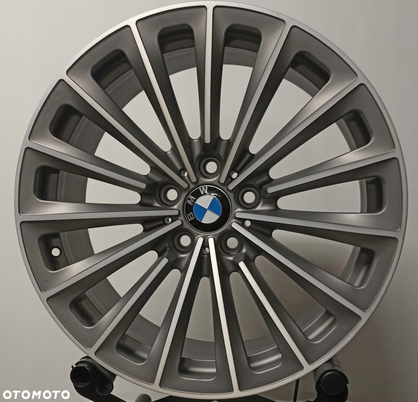 FELGI ALUMINIOWE BMW OE 7 F01 F02 / SERIA 5 F10 F11 8,5x19 5x120 ET 25 - 3