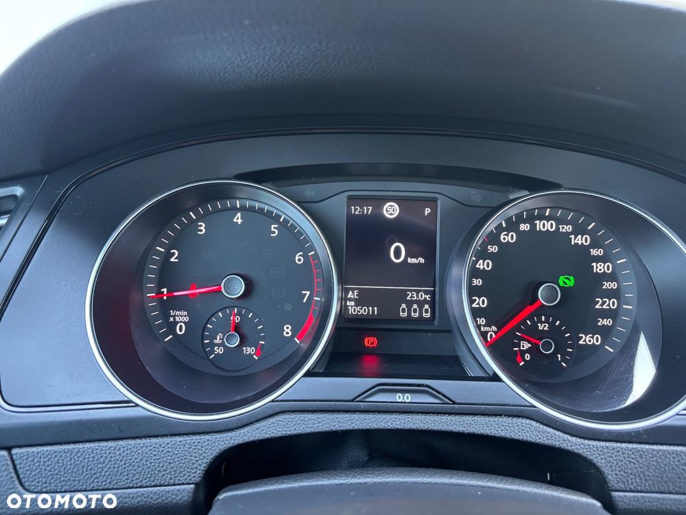 Volkswagen Passat 1.5 TSI EVO Essence DSG - 8