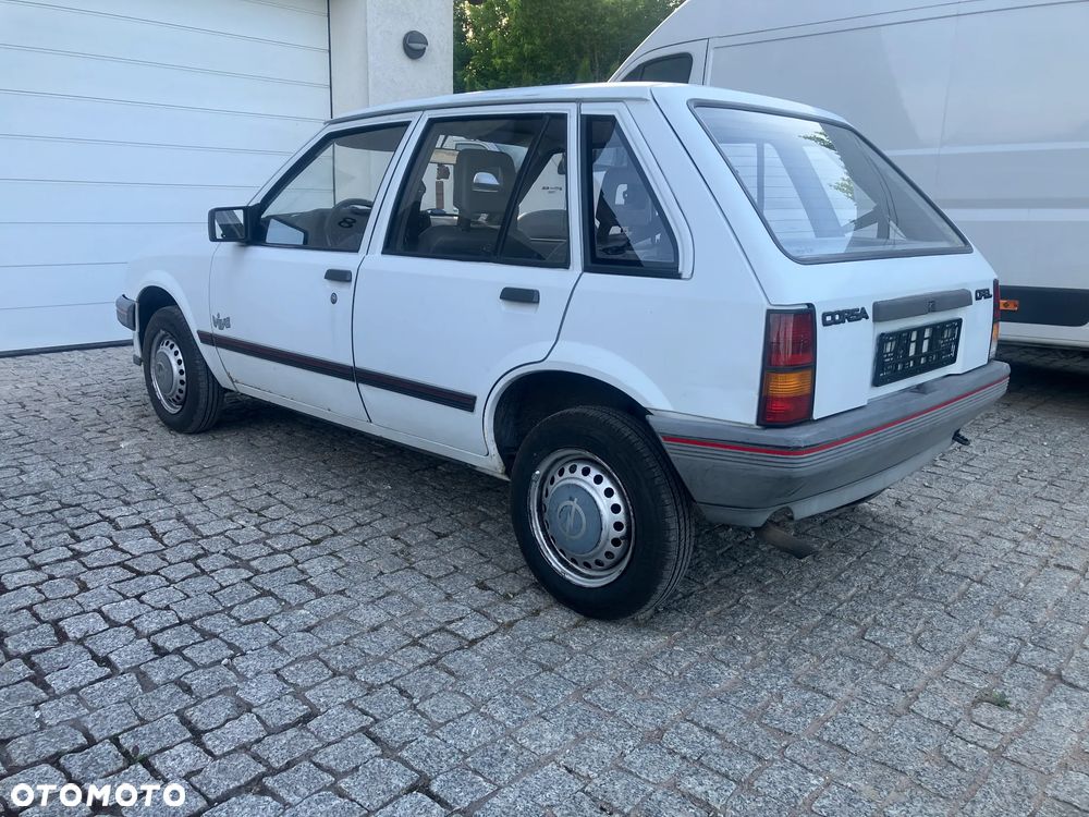 Opel Corsa - 2