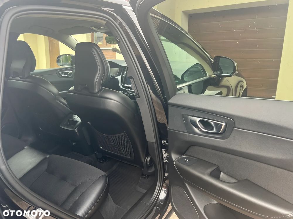 Volvo XC 60 D4 AWD Geartronic Momentum - 9