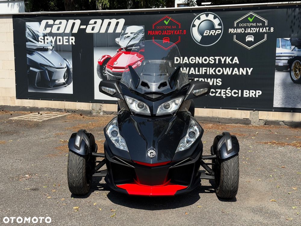 Can-Am Spyder - 6