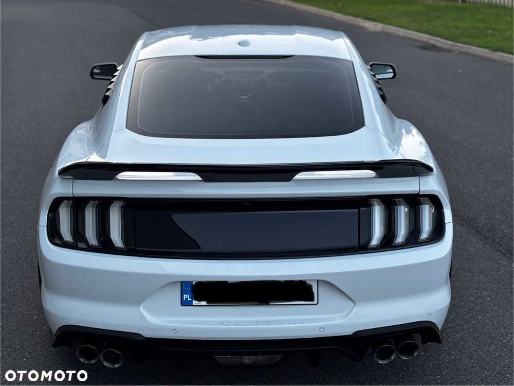 Ford Mustang 5.0 V8 GT - 6