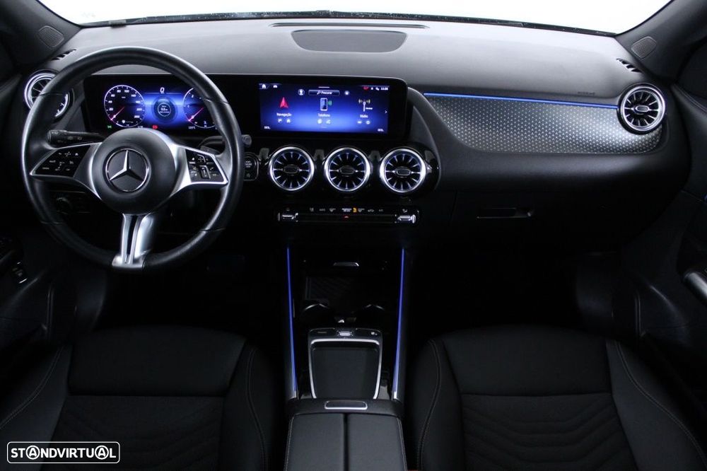 Mercedes-Benz GLA 180 d Progressive - 18