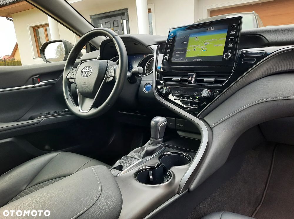 Toyota Camry 2.5 Hybrid Prestige CVT - 23