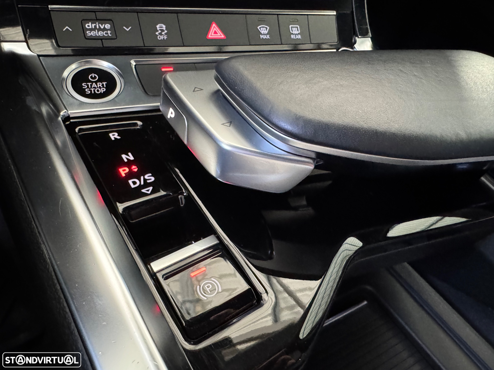 Audi e-tron 55 quattro S line - 31