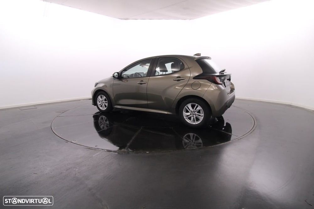 Toyota Yaris 1.0 VVT-i Comfort Plus - 4
