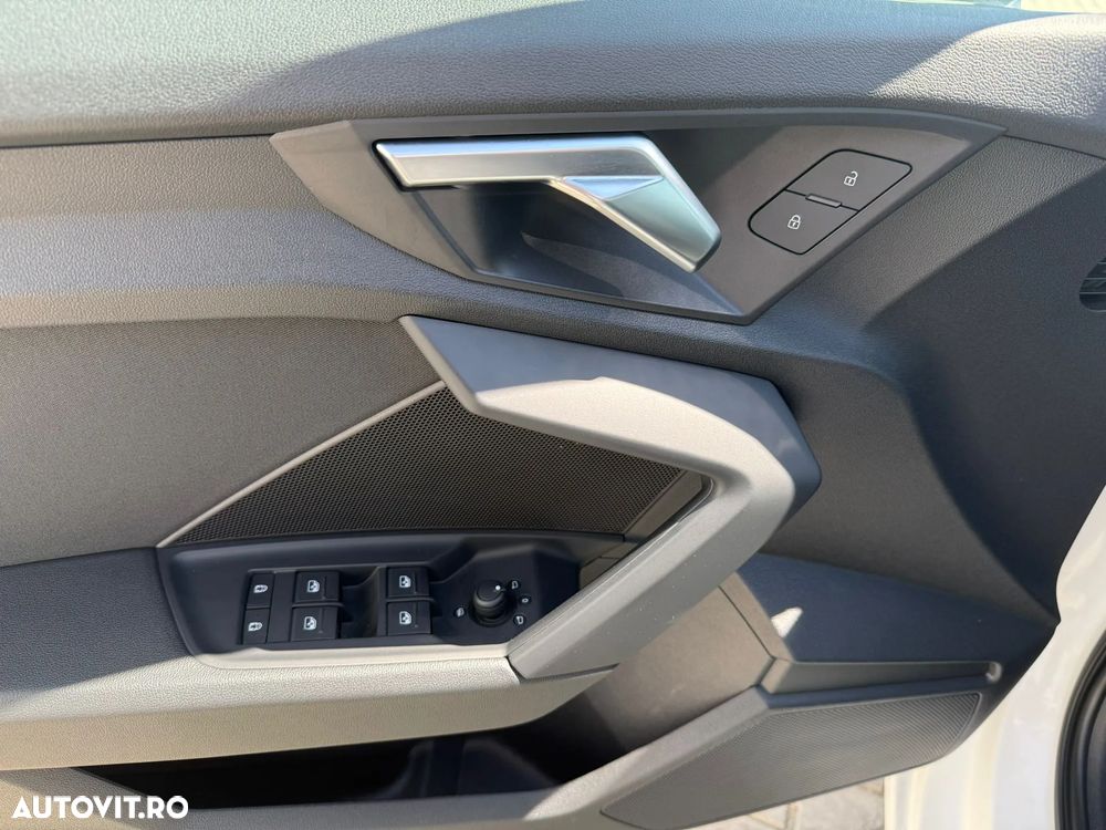 Audi A3 2.0 30 TDI Advanced - 19