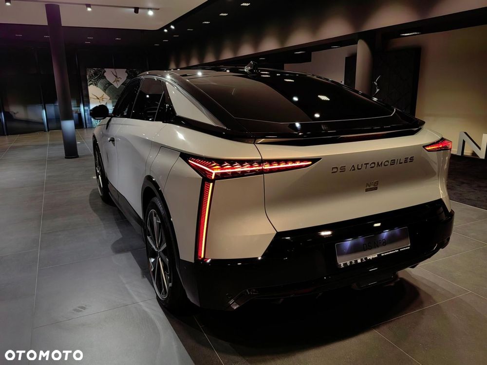 DS Automobiles N°8 97.2kWh Long Range AWD Jules Verne - 11