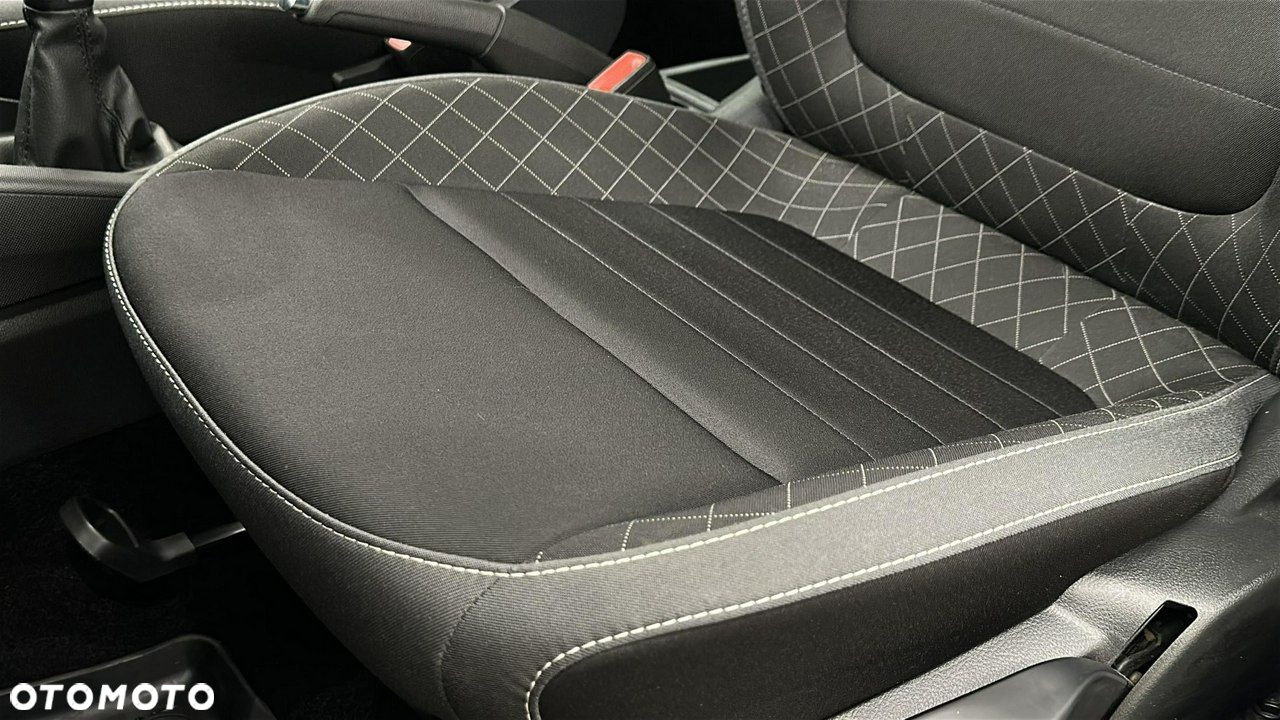 Skoda Fabia 1.0 TSI Ambition - 17