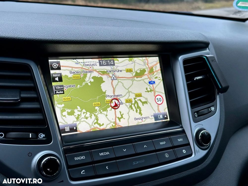 Hyundai Tucson 2.0 CRDI 4WD Automatik Style - 7