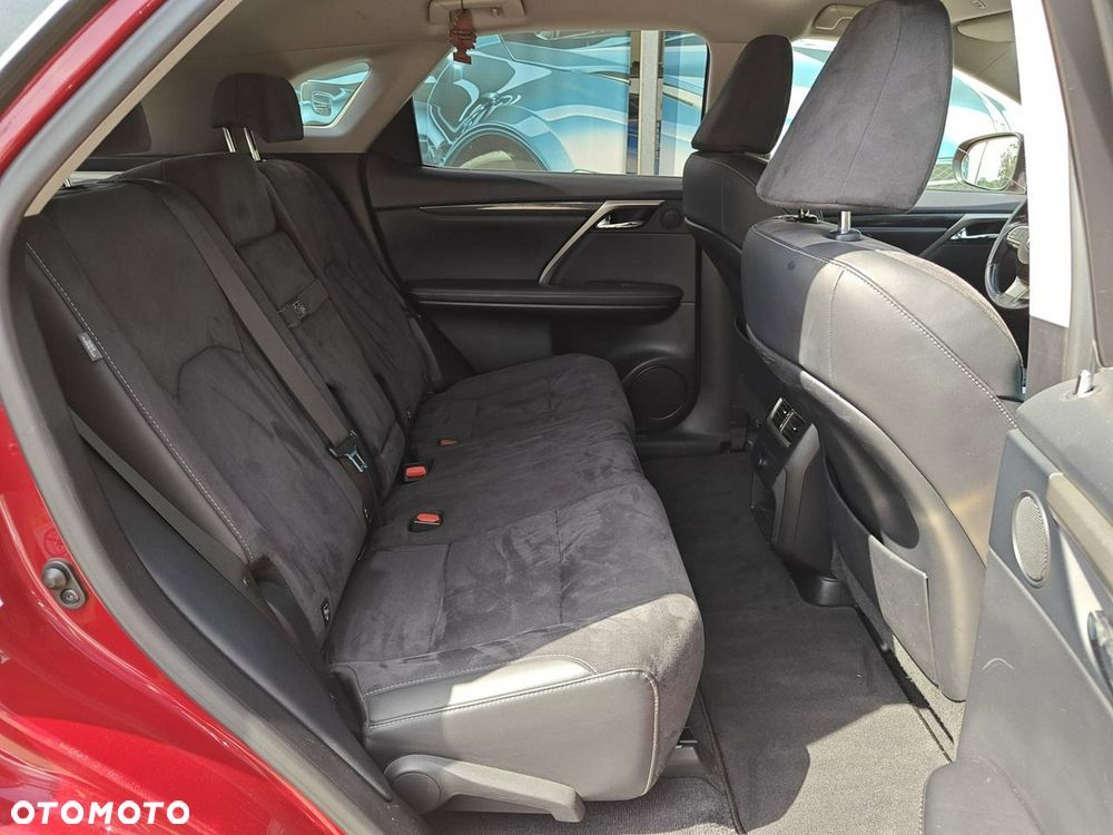 Lexus RX - 16