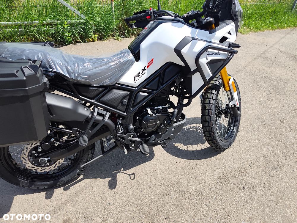 Junak RX One - 16