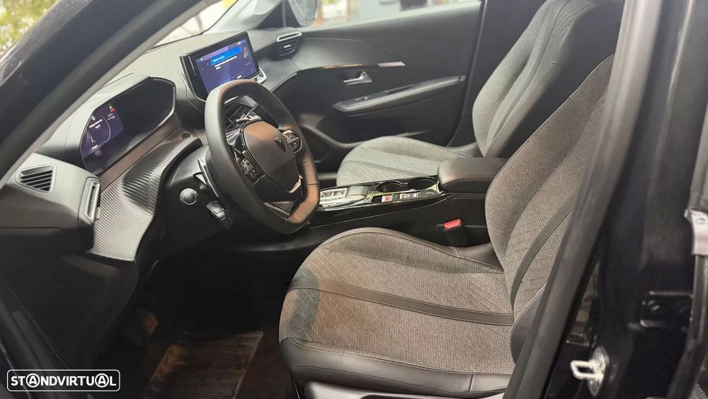 Peugeot 208 1.2 Hybrid Allure e-DCS6 - 15