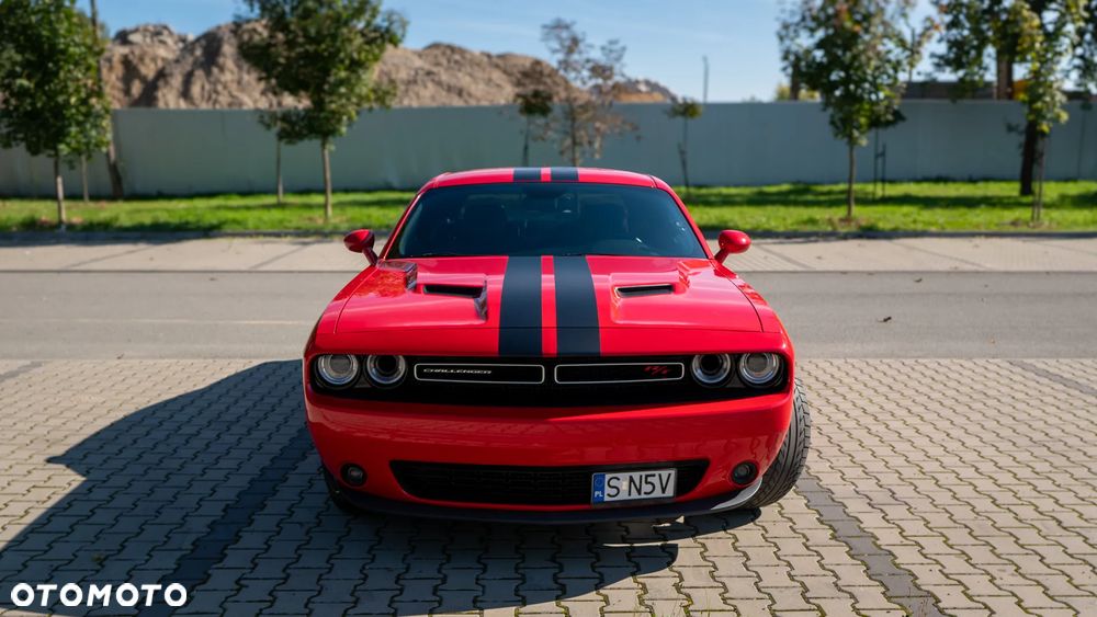Dodge Challenger - 3