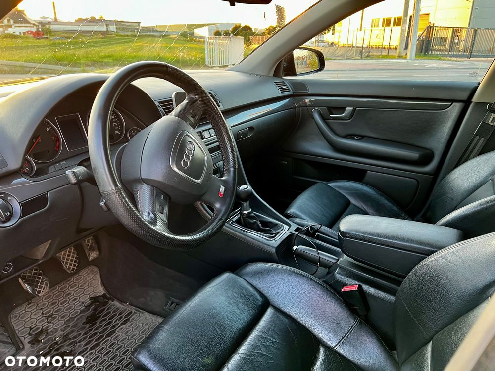 Audi A4 Avant 1.8T Quattro - 4