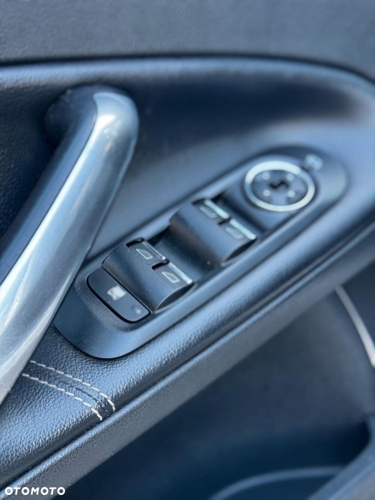 Ford Mondeo 1.8 TDCi Ghia - 7