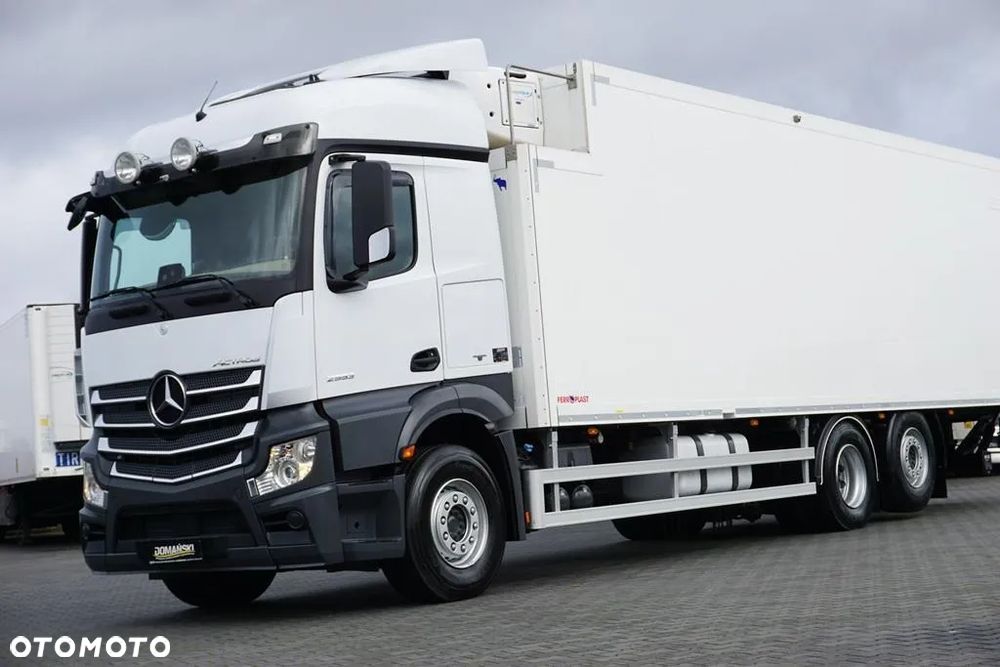 Mercedes-Benz ACTROS / 2553 / EURO 6 / CHŁODNIA + WINDA / 23 PALETY / OŚ SKRĘTNA - 33