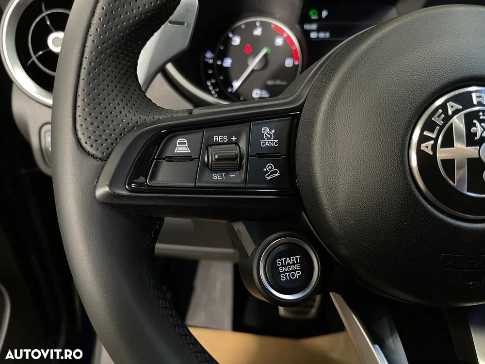 Alfa Romeo Stelvio 2.2 16V AT8 Q4 Business - 25