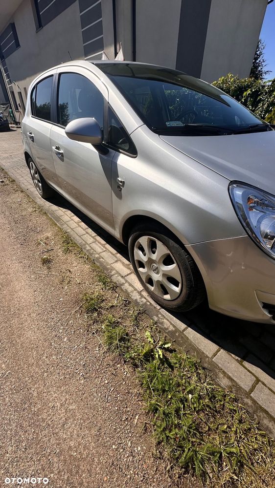 Opel Corsa 1.2 16V 111 - 12