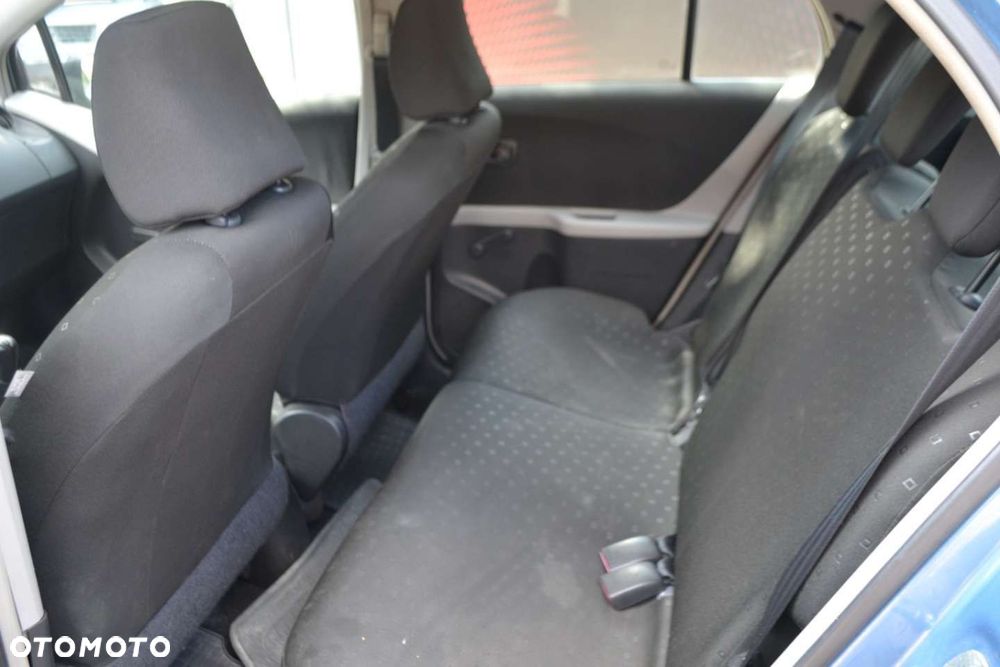 Toyota Yaris - 5