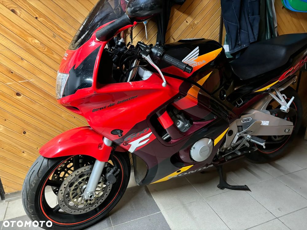 Honda CBR - 5