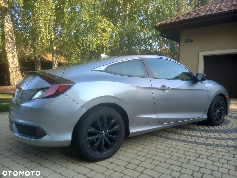 Honda Civic 1.5 i-VTEC Turbo CVT Comfort - 3