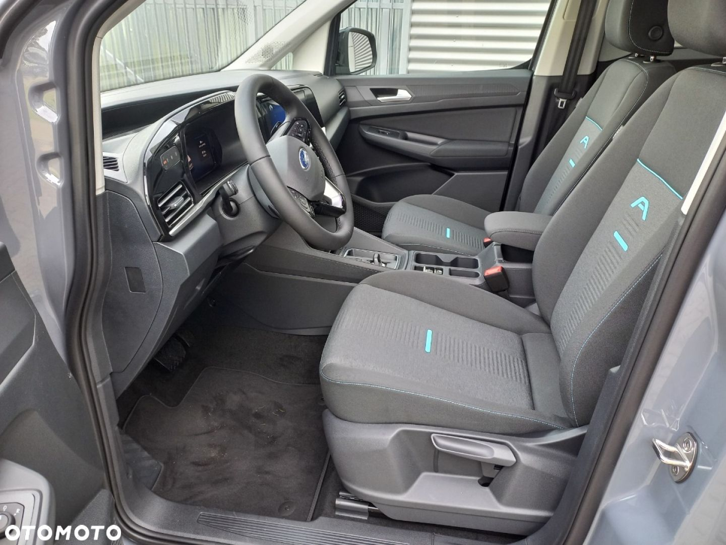 Ford Tourneo Connect Grand - 11