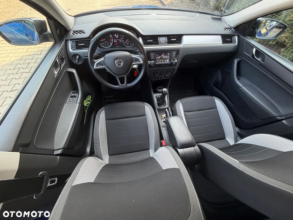 Skoda RAPID 1.2 TSI Style - 14