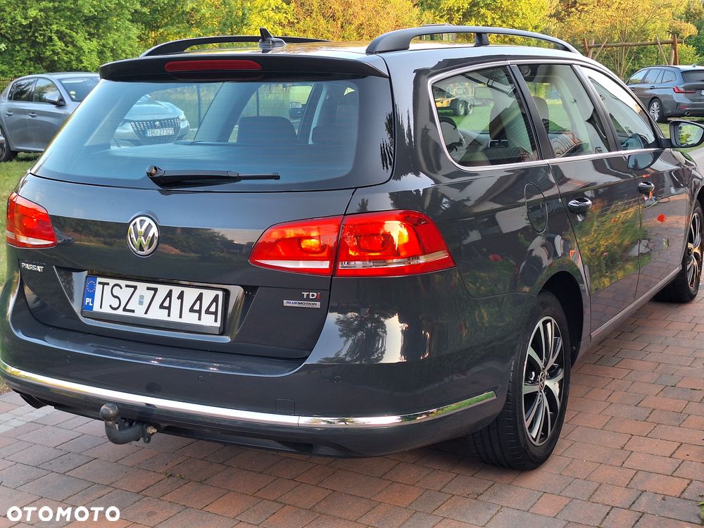 Volkswagen Passat 1.6 TDI BlueMotion - 14