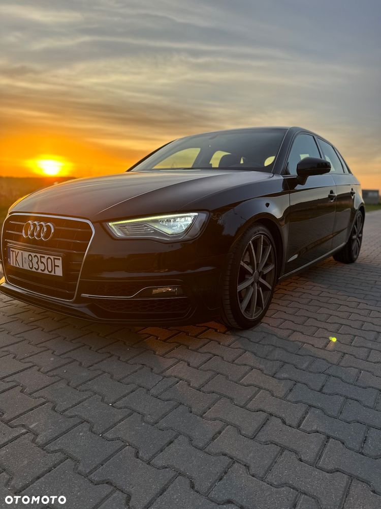 Audi A3 Sportback 1.6 TDI Ambiente S tronic - 3