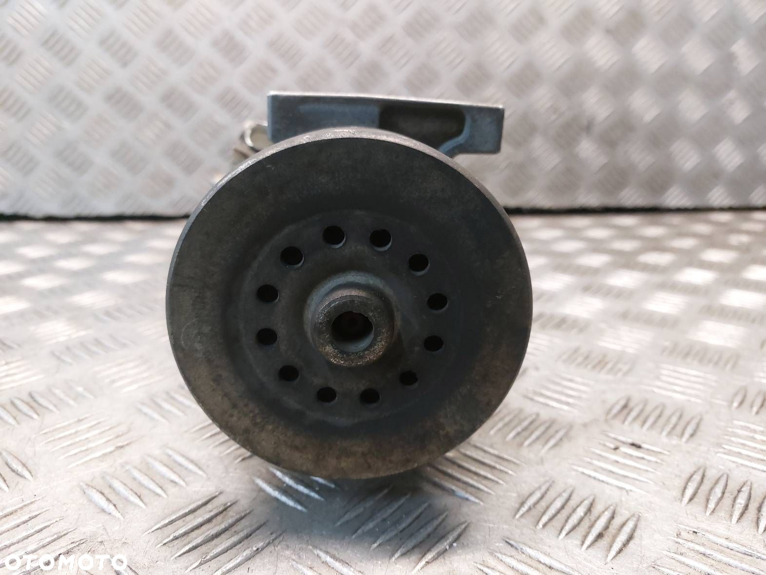 SPRĘŻARKA KOMPRESOR KLIMATYZACJI FIAT PUNTO EVO 1.4 8V 55194880 - 2