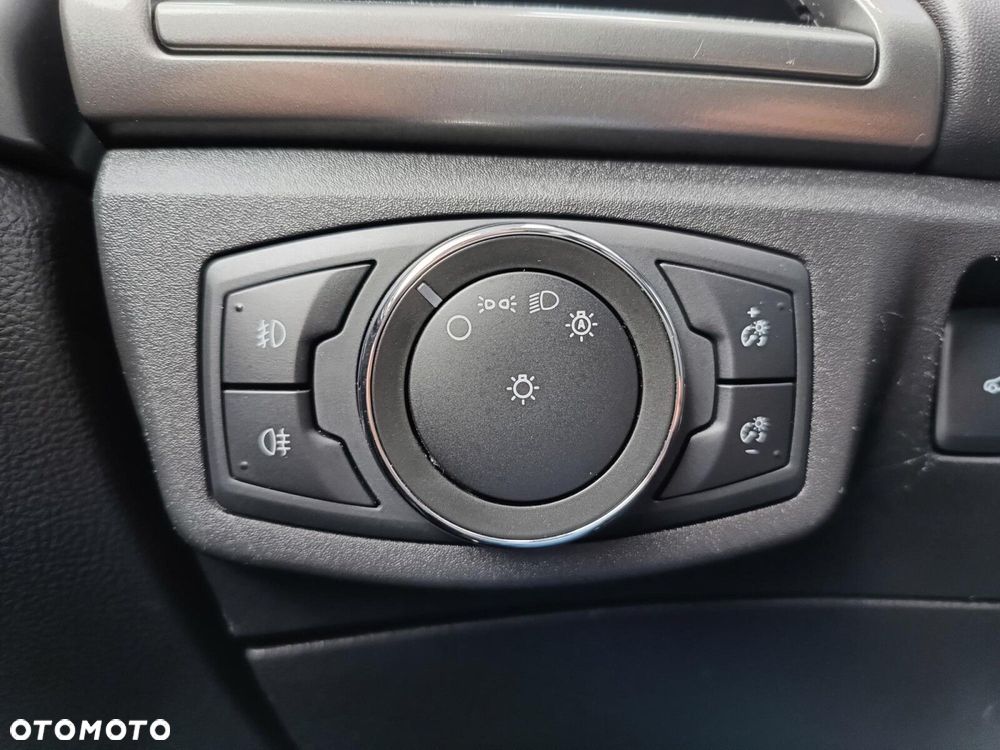 Ford Mondeo 2.0 EcoBlue Vignale - 29