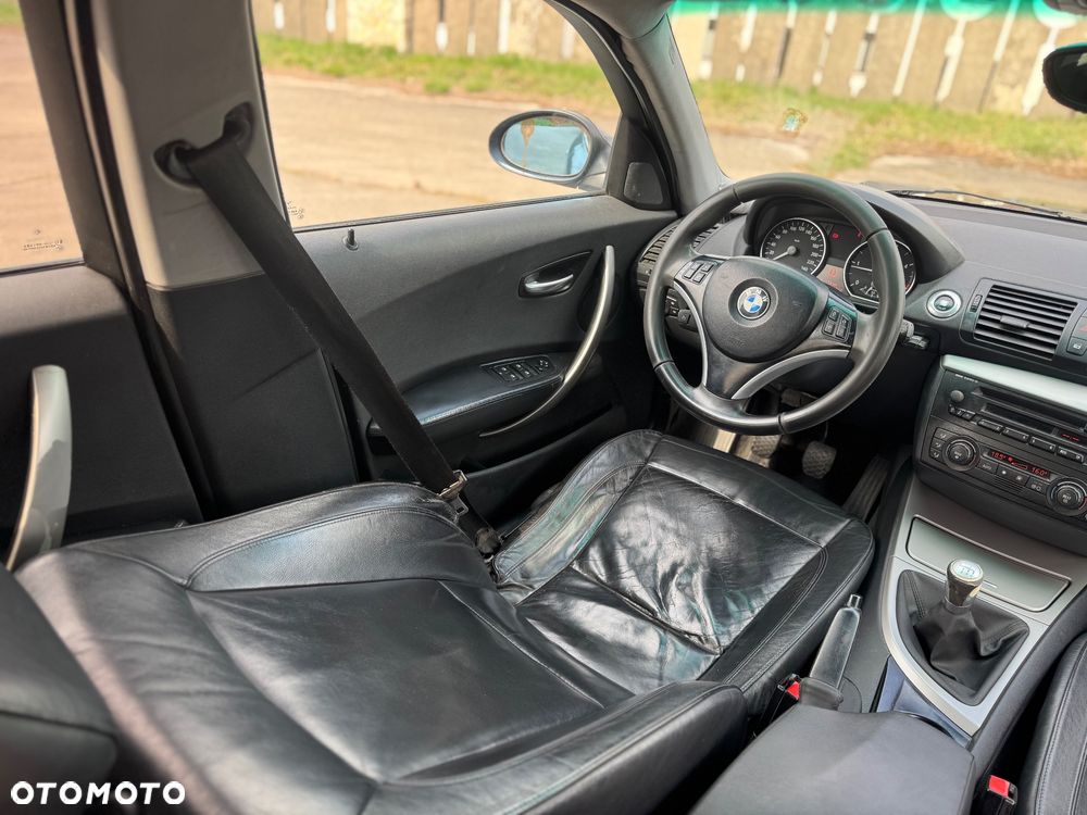 BMW Seria 1 120d DPF - 24