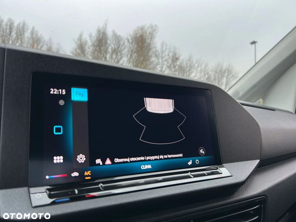 Volkswagen Caddy 1,5 l TSI 116 KM manualna - 22