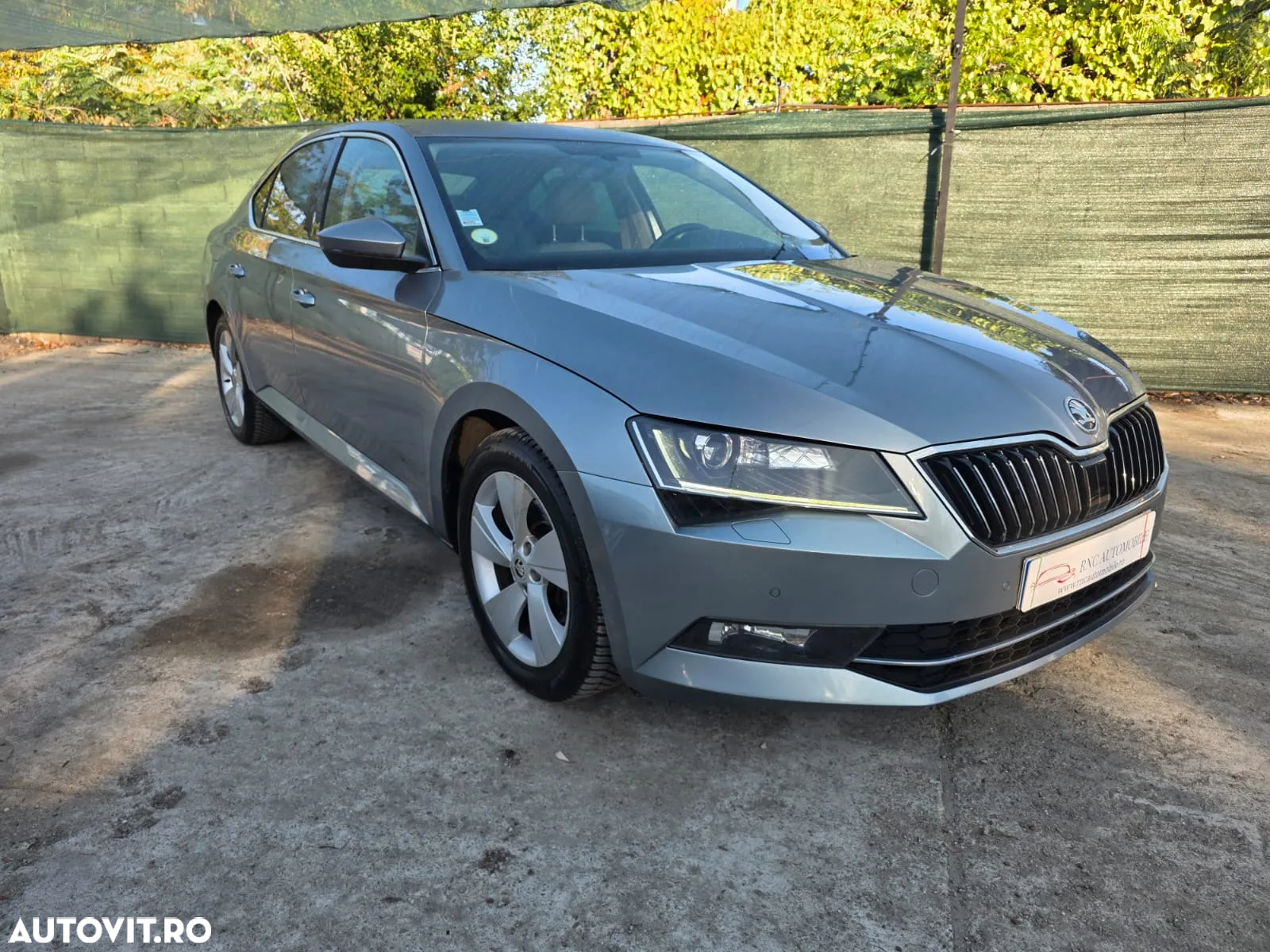 Skoda Superb 2.0 TDI Style - 2