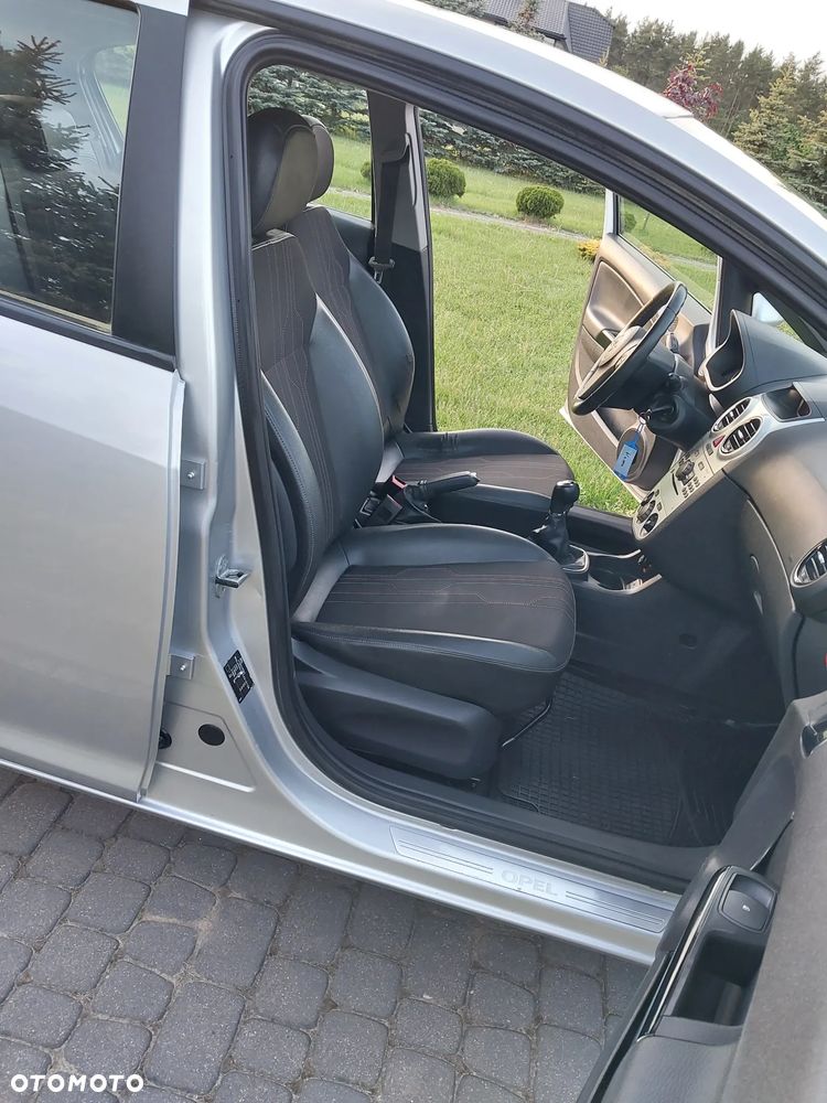 Opel Corsa 1.2 16V Selection 110 Jahre - 14