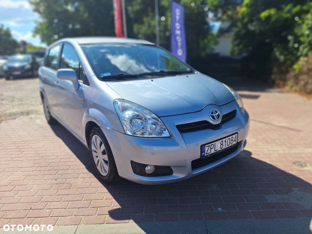 Toyota Corolla Verso - 7