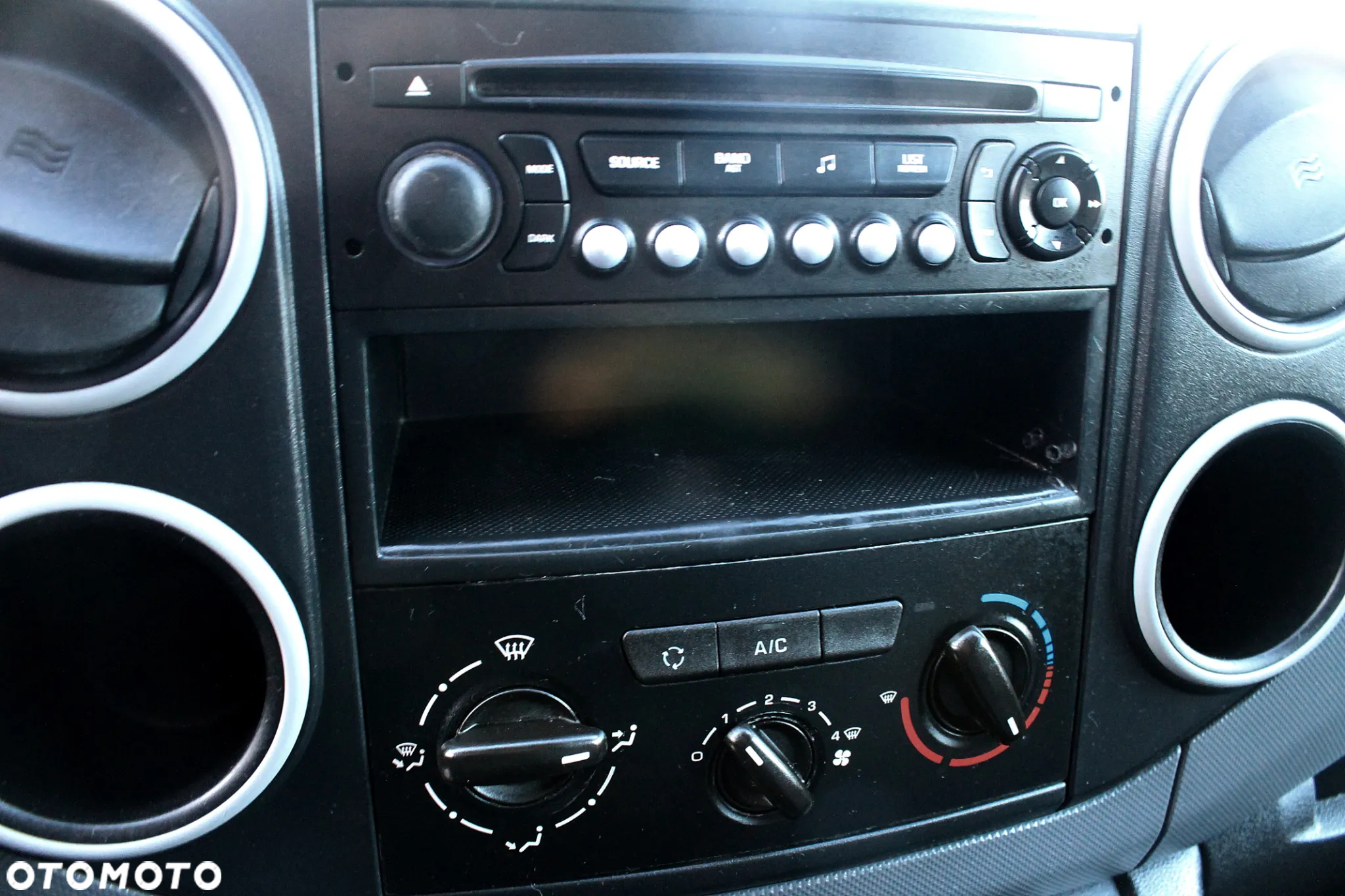 Peugeot Partner - 11