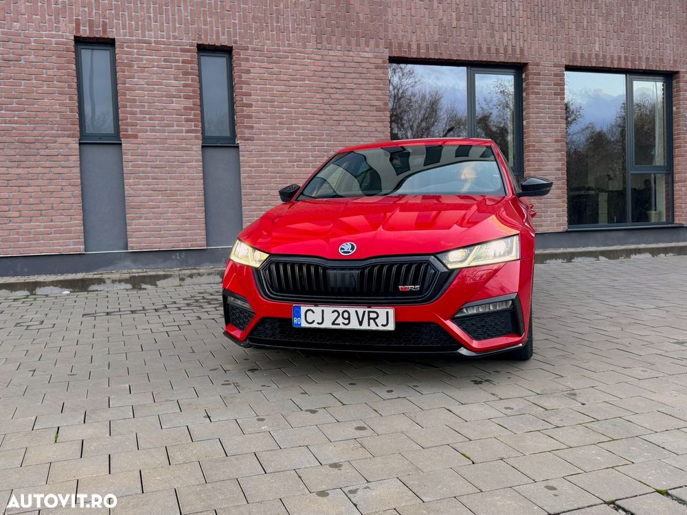 Skoda Octavia 2.0 TDI DSG RS - 8
