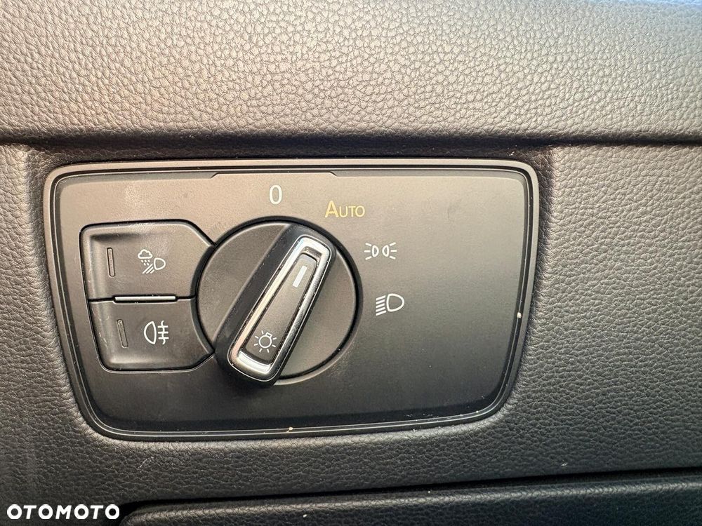 Volkswagen Arteon 2.0 TDI Bi-Turbo SCR 4Mot R-Line DSG - 23