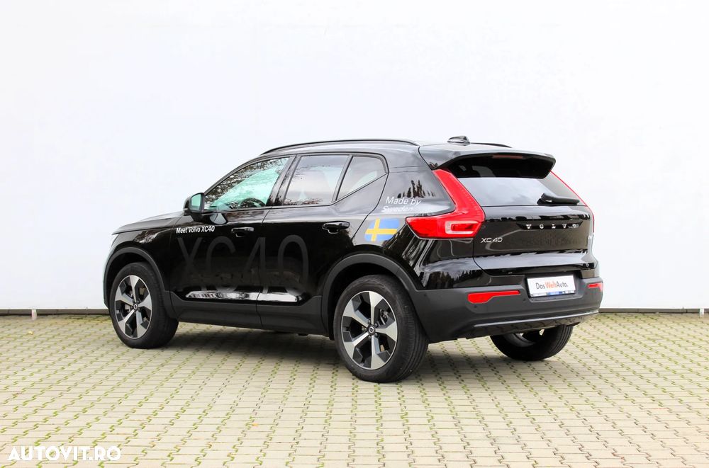 Volvo XC 40 B4 AT FWD MHEV Plus Dark - 5