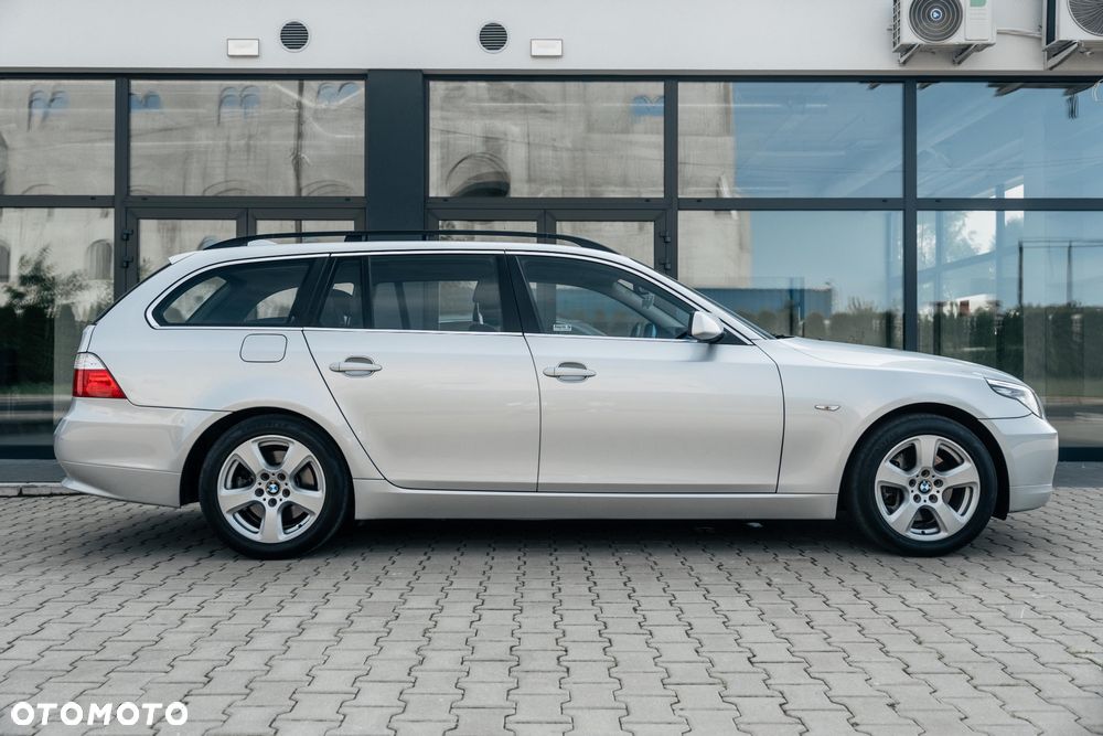 BMW Seria 5 525d xDrive Edition Exclusive - 3