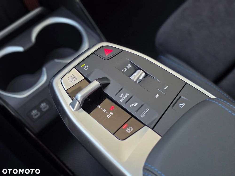 BMW X1 sDrive20i mHEV - 30