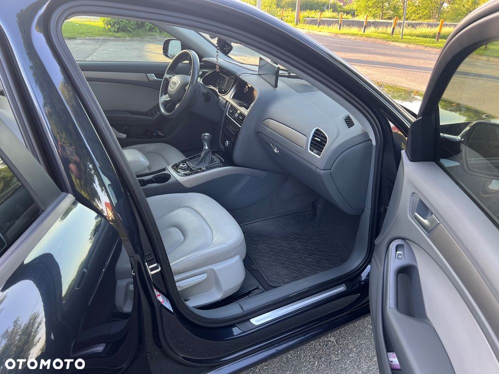 Audi A4 Avant - 11