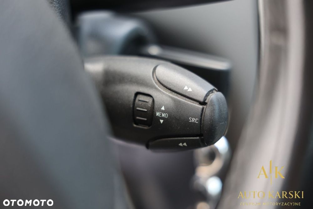Peugeot 308 - 24