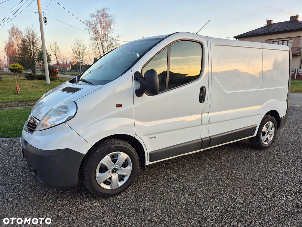 Opel Vivaro - 14